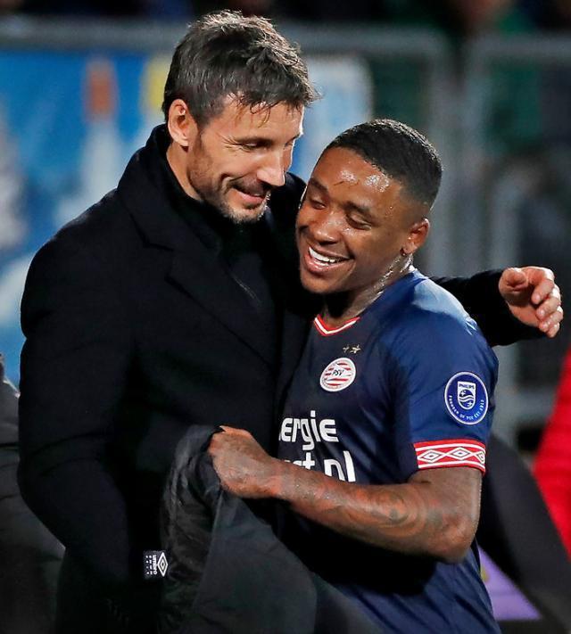 女双四强 女双四强