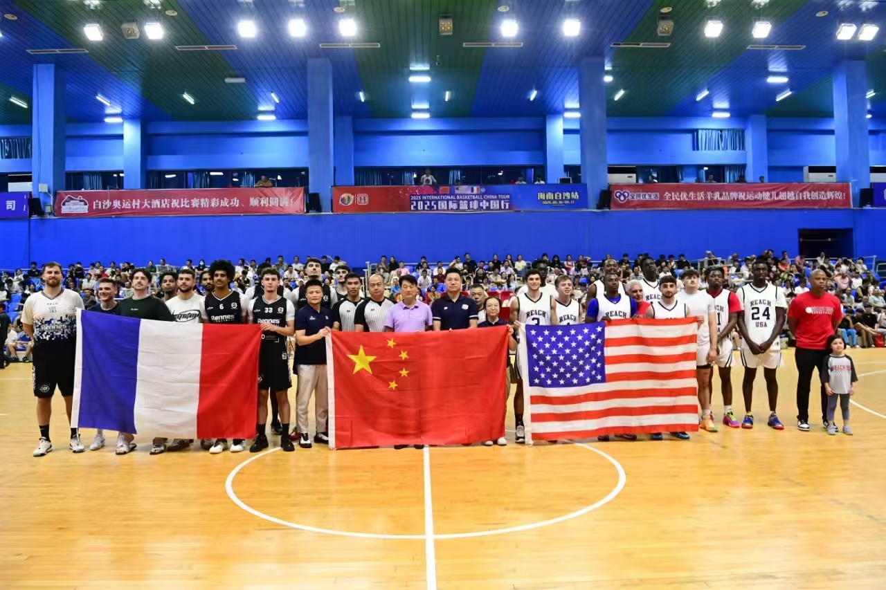 男足的控场 男足的控场