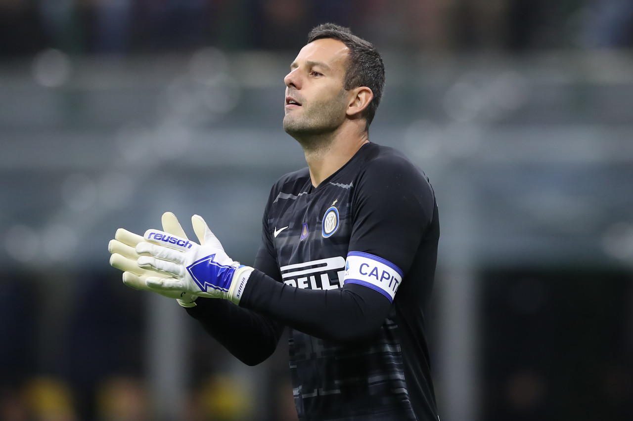 宣布结束运 宣布结束运