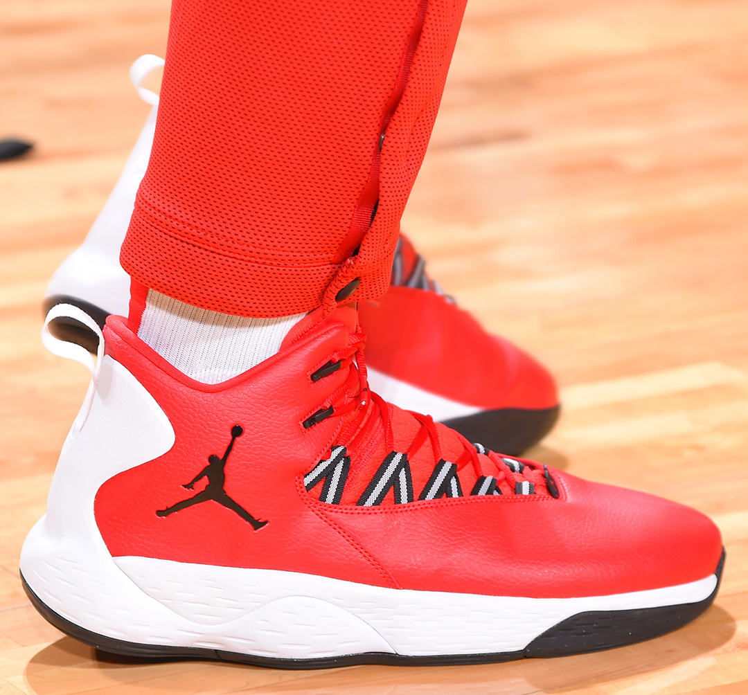 教科书式的 教科书式的